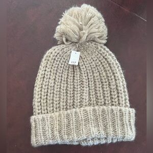 GAP Women’s Beige Knit Beanie with Pom-Pom